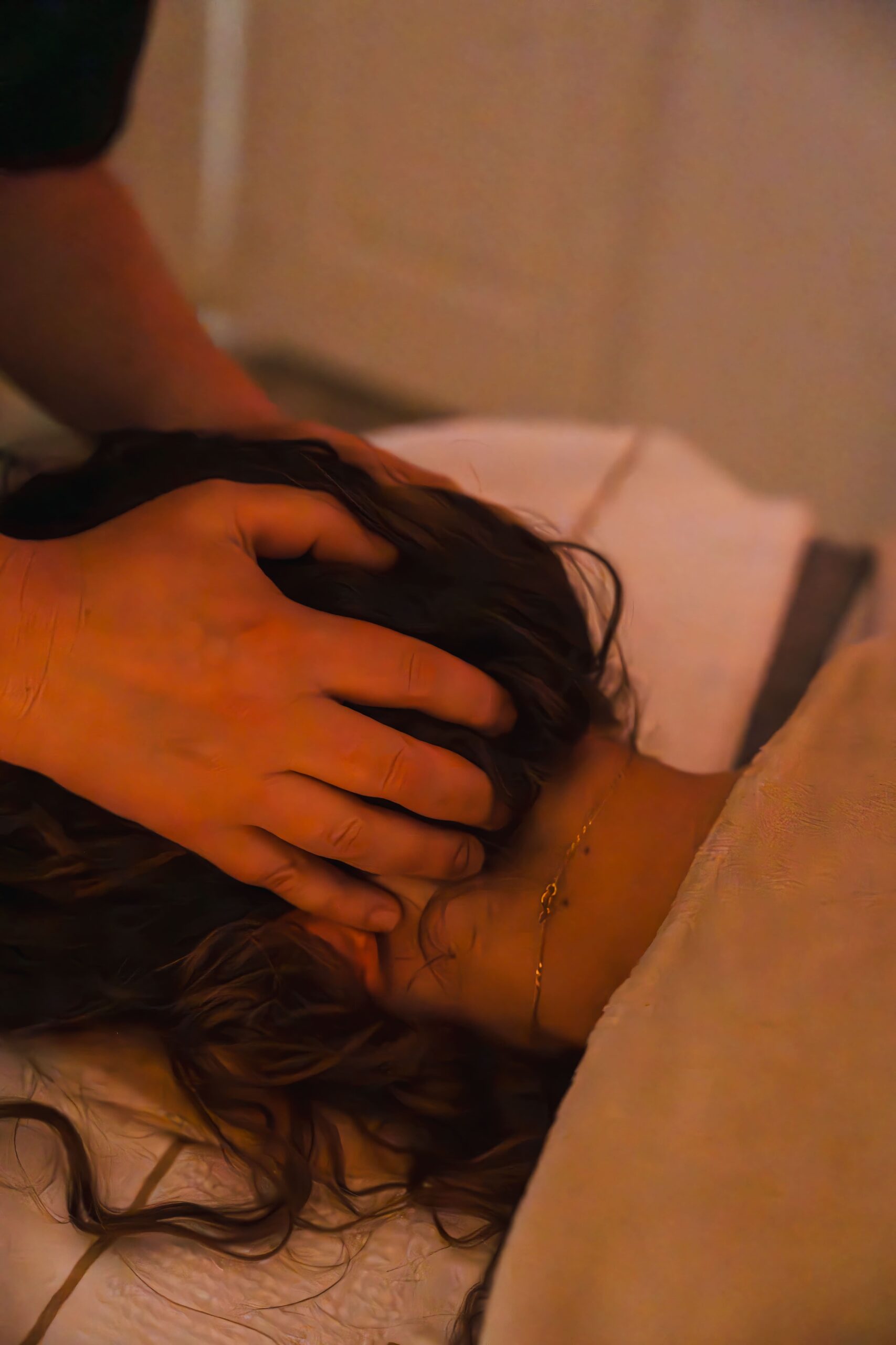 Rituel eau et crânien à Vichy, salon Alma Aura